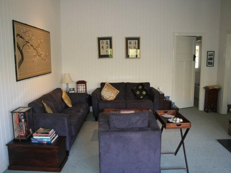 11 Bell Terrace, Graceville QLD 4075