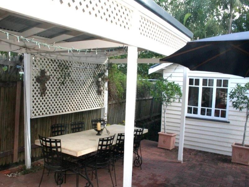 11 Bell Terrace, Graceville QLD 4075