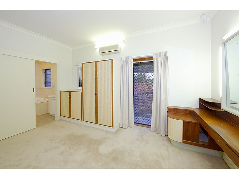 59 Gray Avenue, Corinda QLD 4075