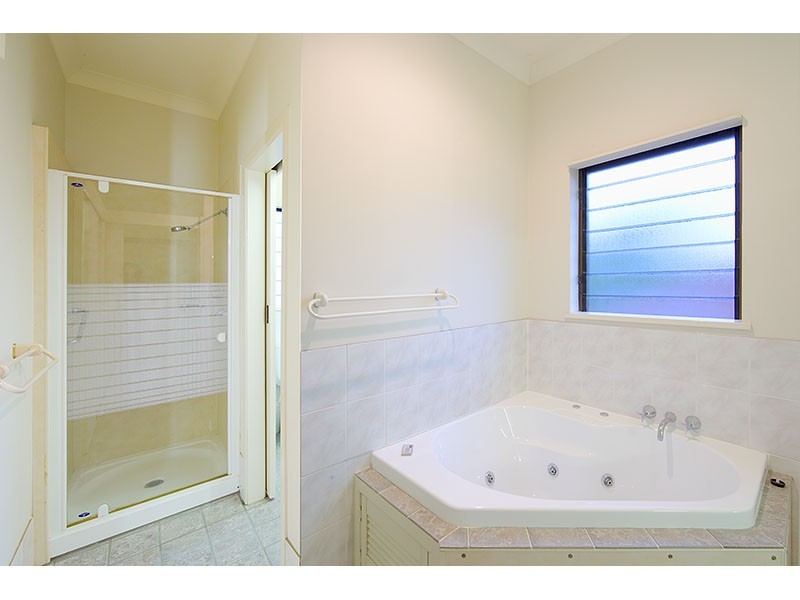 59 Gray Avenue, Corinda QLD 4075