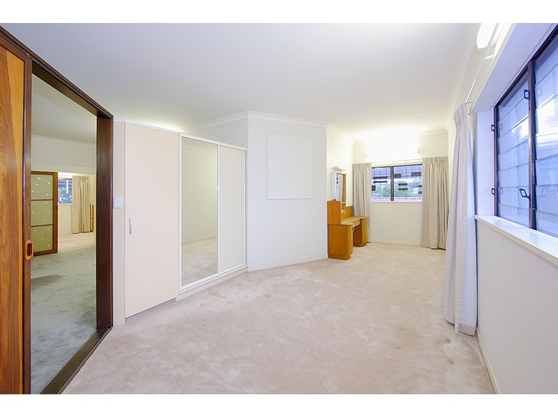 59 Gray Avenue, Corinda QLD 4075