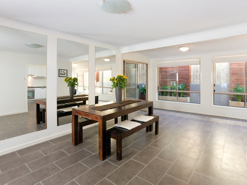 14 Sutton Street, Chelmer QLD 4068