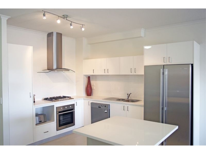 502/30 Riverview Terrace, Indooroopilly QLD 4068