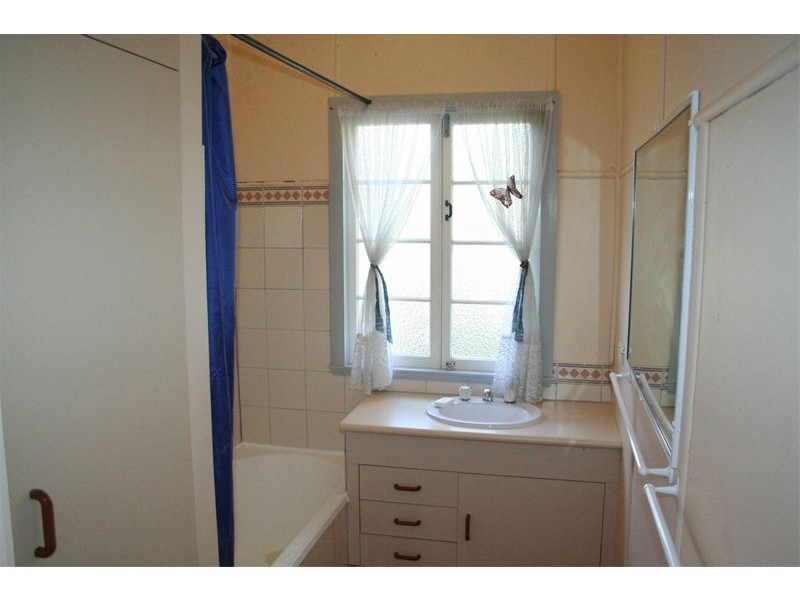 73  Lynne Grove Avenue, Corinda QLD 4075