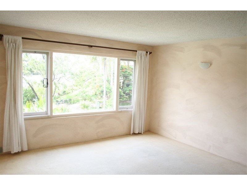 4/179  Witton Road, Indooroopilly QLD 4068