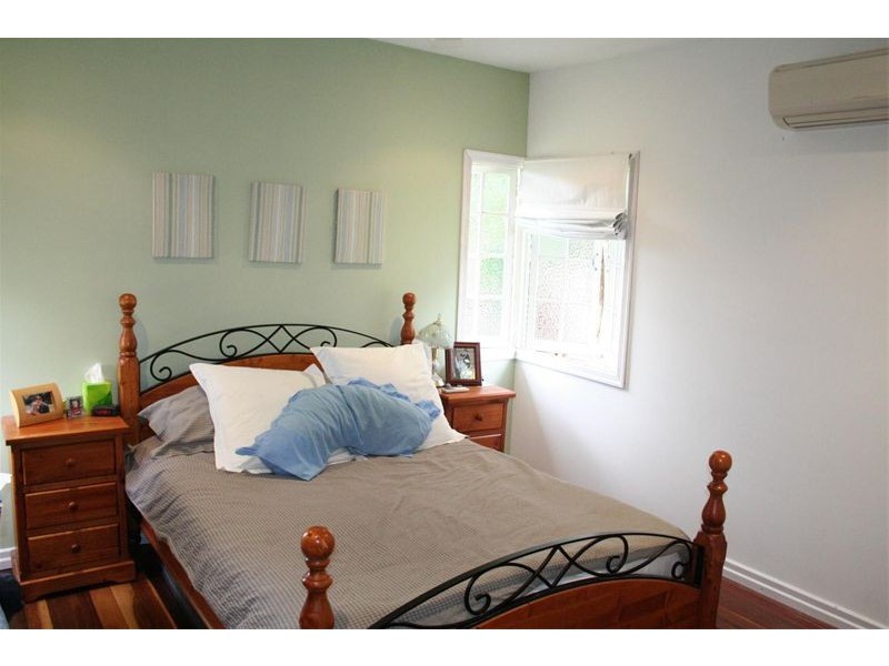 35 Allardyce Street, Graceville QLD 4075