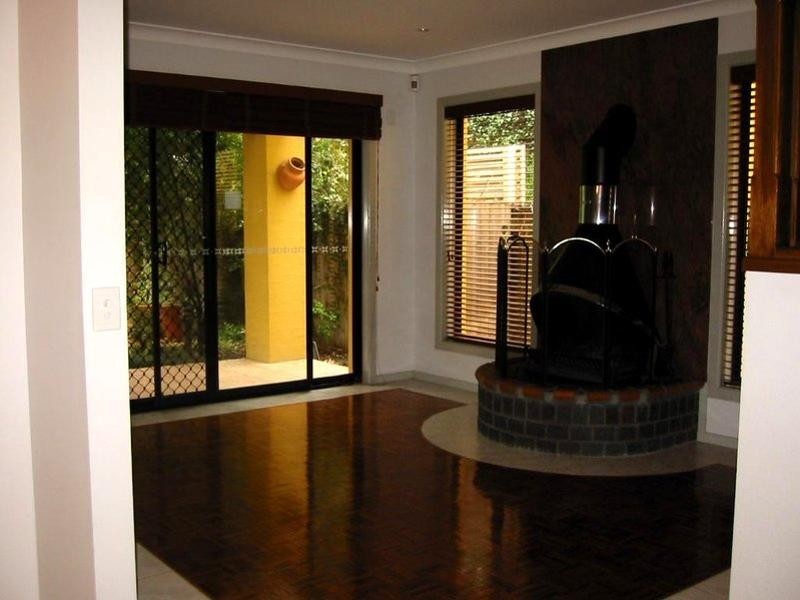82 Jolimont Street, Sherwood QLD 4075