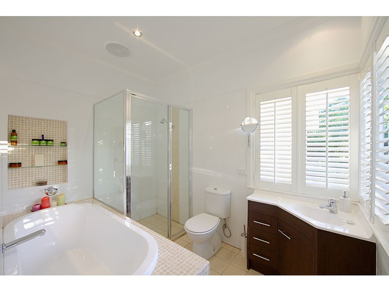 36 Victoria Avenue, Chelmer QLD 4068