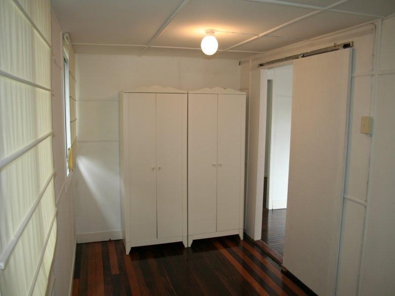 26 Price Street, Oxley QLD 4075