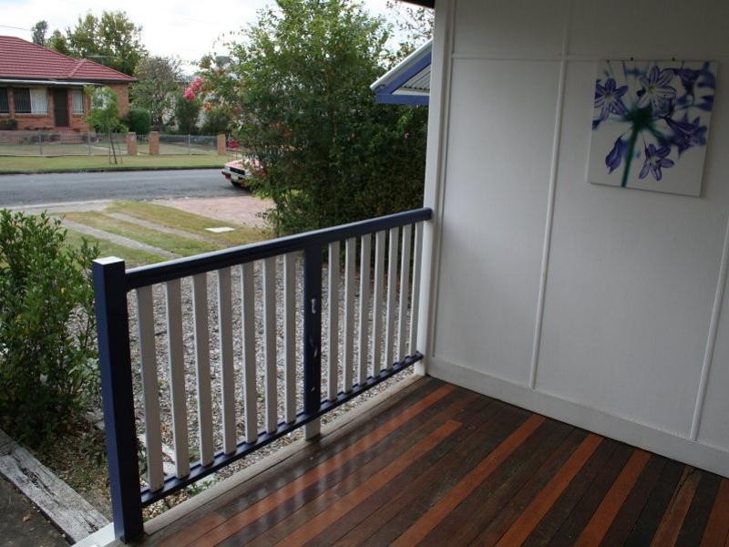 26 Price Street, Oxley QLD 4075