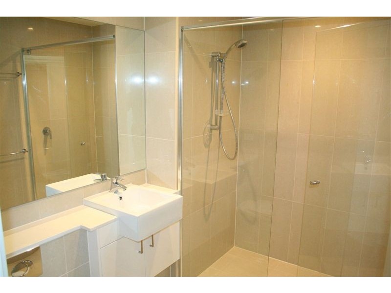 603/30 Riverview Terrace, Indooroopilly QLD 4068