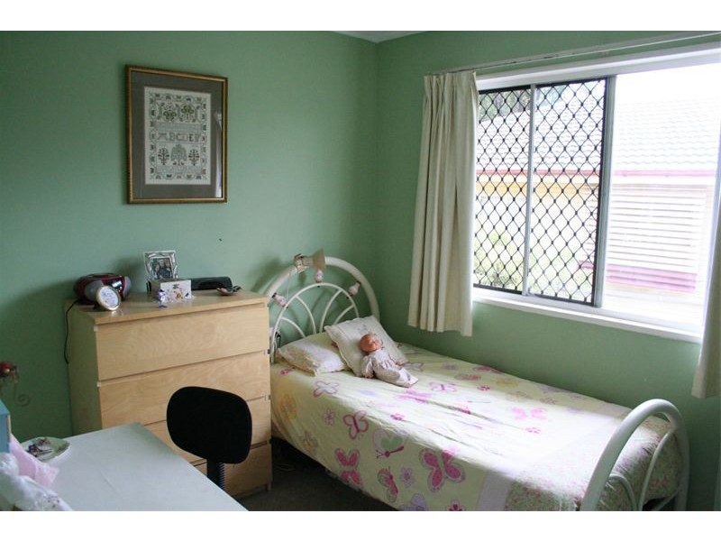 11 Elanora Street, Oxley QLD 4075