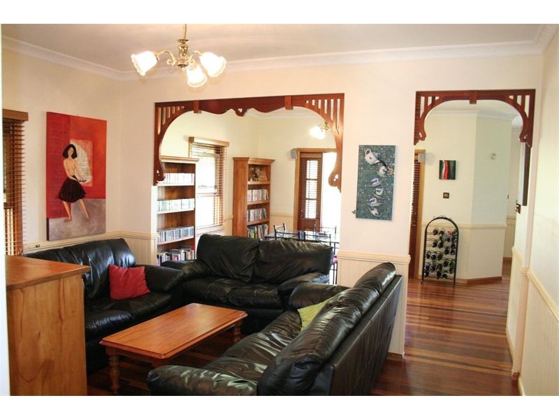 35  Murray Street, Taringa QLD 4068