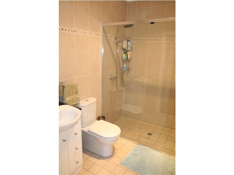 25 Coleman Street, Graceville QLD 4075