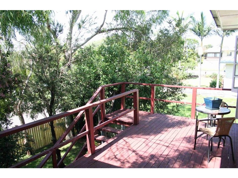 25 Coleman Street, Graceville QLD 4075