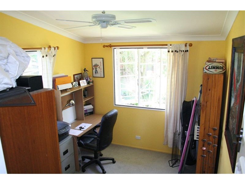 25 Coleman Street, Graceville QLD 4075