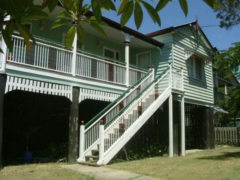 55 Railway Terrace, Corinda QLD 4075