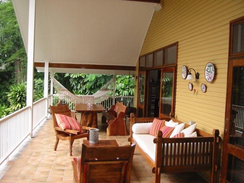 24 Rosebery Terrace, Chelmer QLD 4068