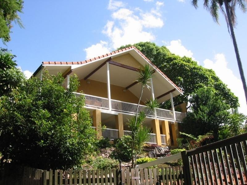 24 Rosebery Terrace, Chelmer QLD 4068