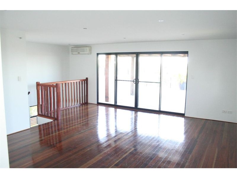 53 Blackheath Road, Oxley QLD 4075