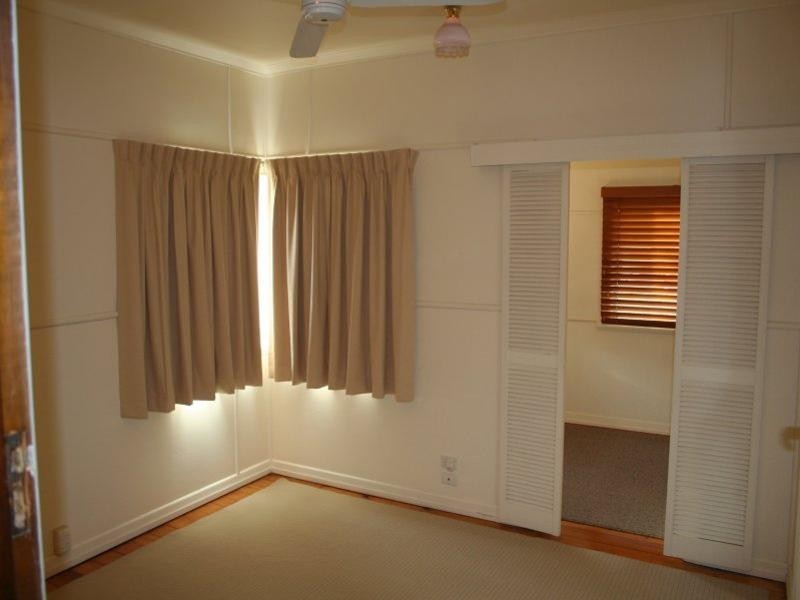 155 Verney Road East, Graceville QLD 4075