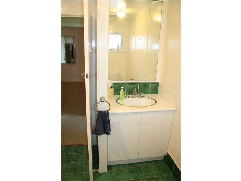 16 Kendall Street, Oxley QLD 4075