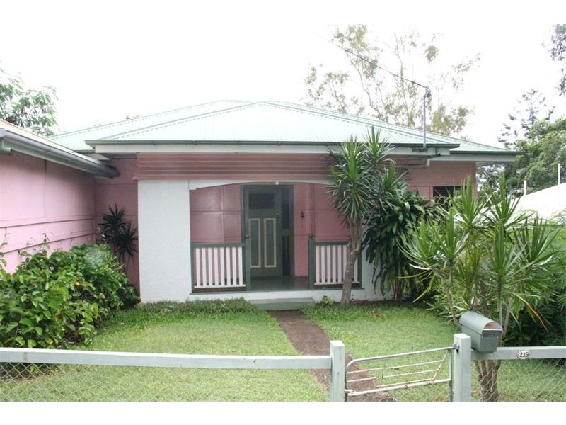 239 Stanley Terrace, Taringa QLD 4068