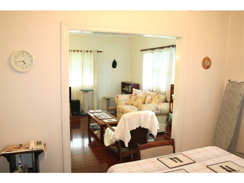 7 Merlin Street, Tennyson QLD 4105