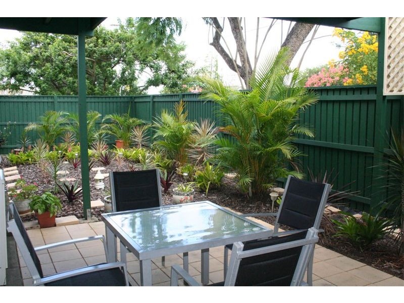 1/72 Hood Street, Sherwood QLD 4075