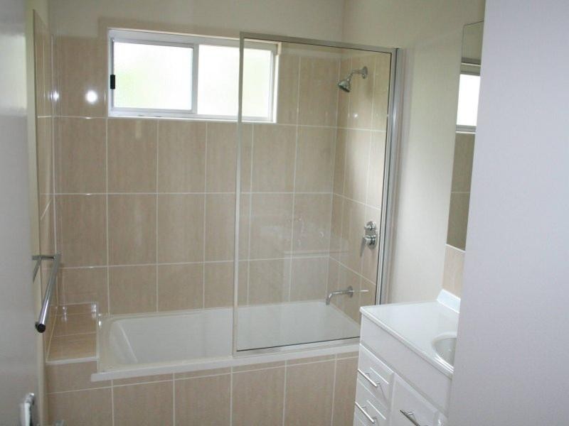 4 Seng Street, Graceville QLD 4075