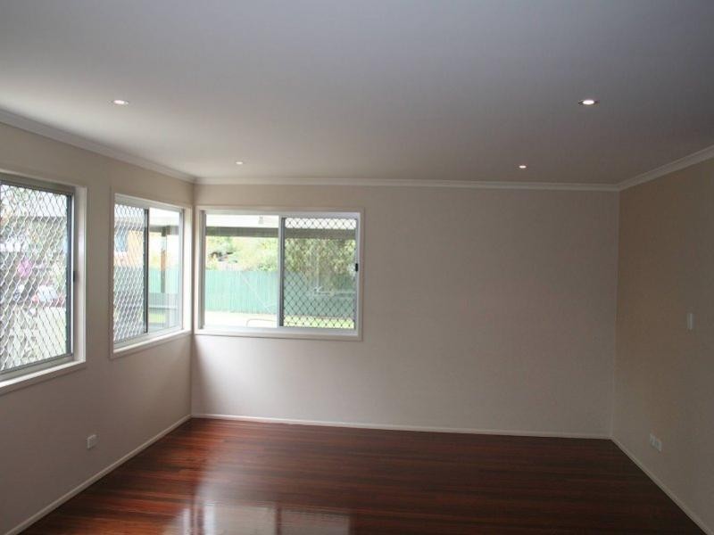 4 Seng Street, Graceville QLD 4075