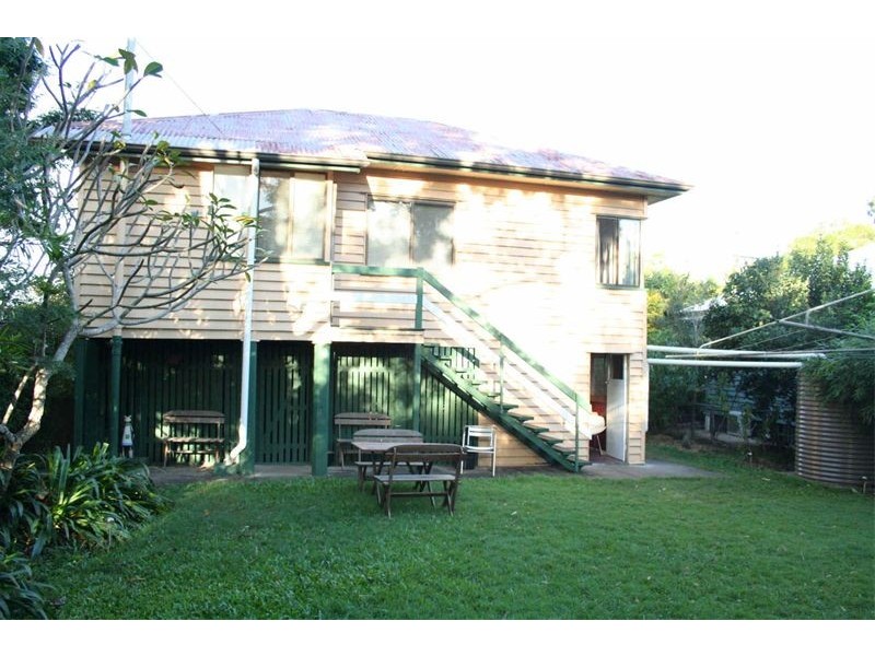 1 Coleman Street, Graceville QLD 4075