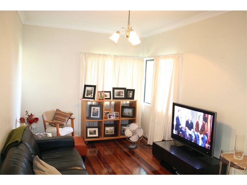 1 Coleman Street, Graceville QLD 4075