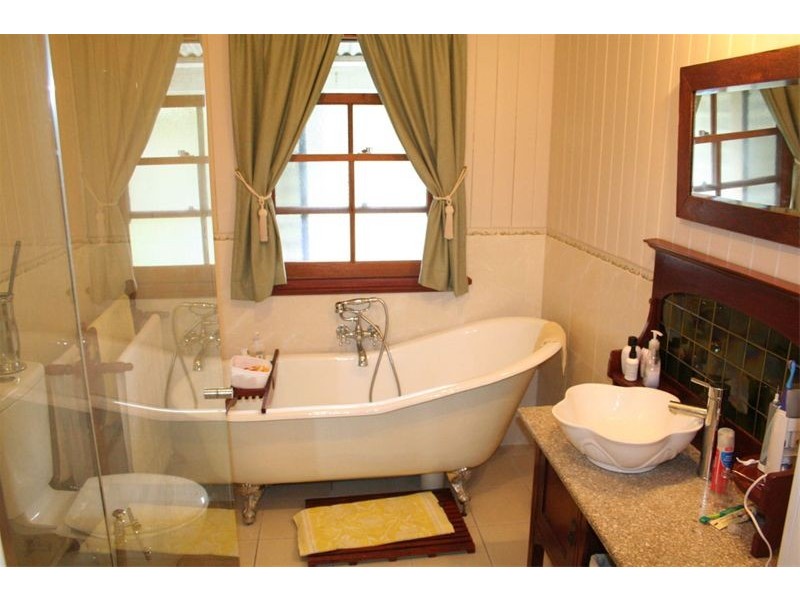 13 Appel Street, Graceville QLD 4075