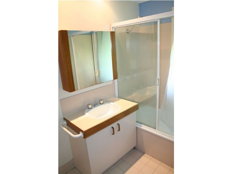 33 Ellen Street, Oxley QLD 4075