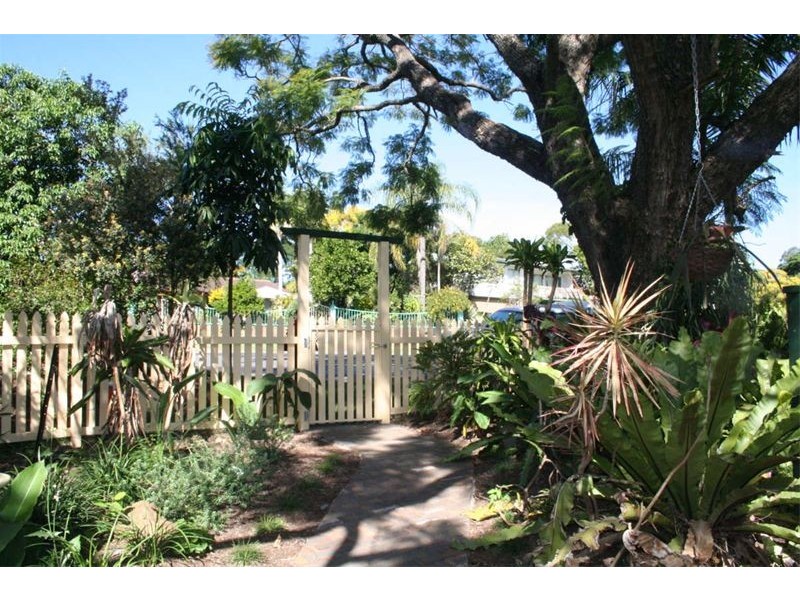 15 Aroona Street, Durack QLD 4077