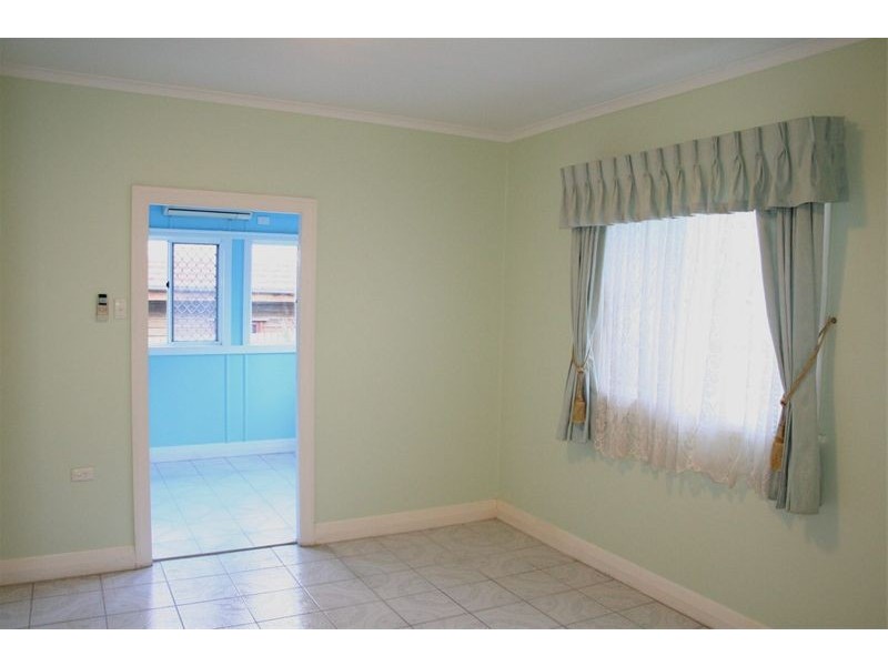 28 Borden Streeet, Sherwood QLD 4075