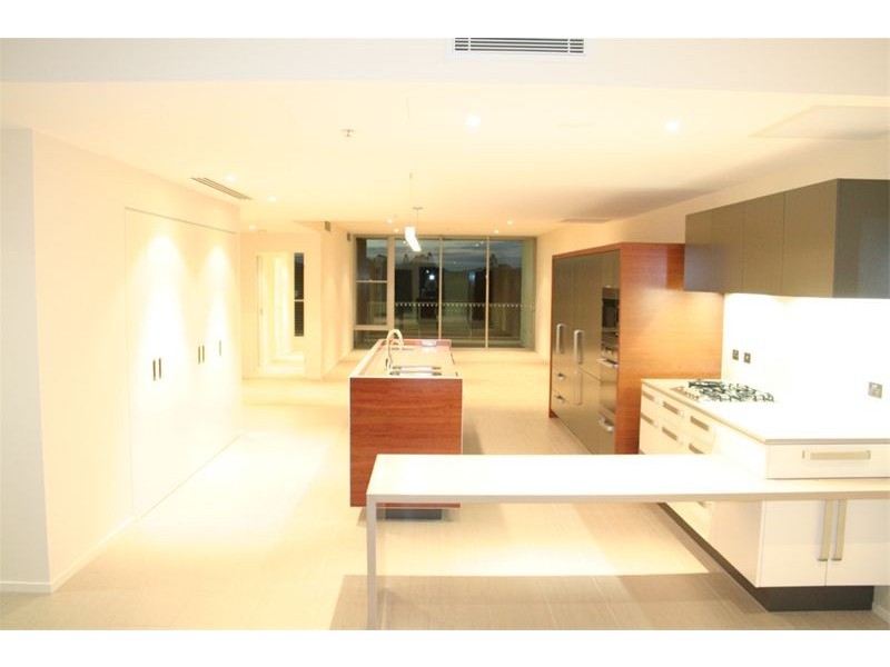 110/211 King Arthur Terrrace, Tennyson QLD 4105