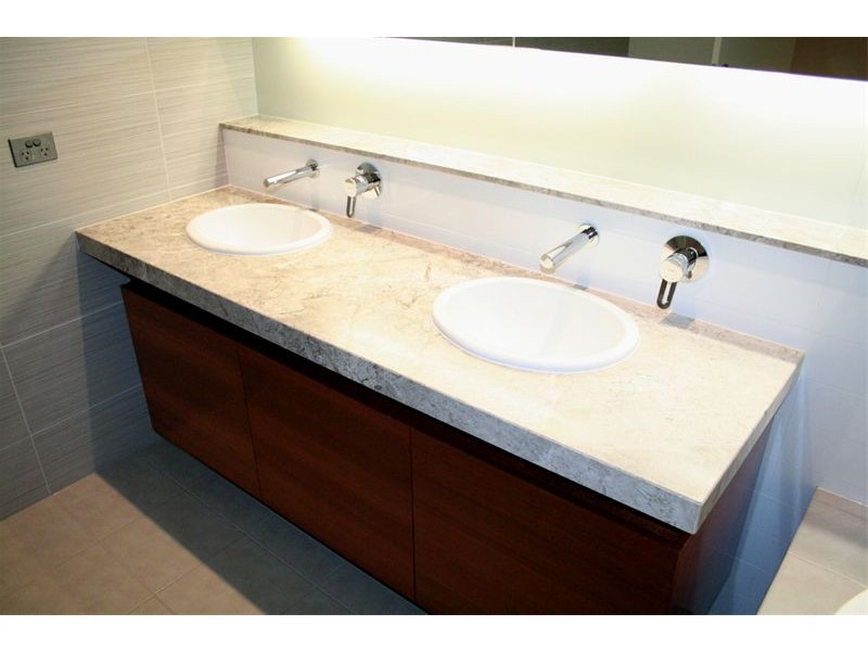 110/211 King Arthur Terrrace, Tennyson QLD 4105