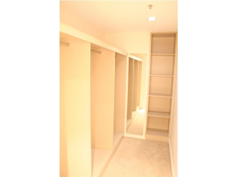 110/211 King Arthur Terrrace, Tennyson QLD 4105