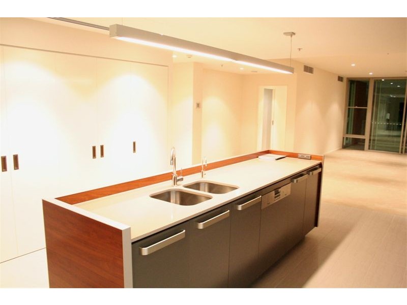 110/211 King Arthur Terrrace, Tennyson QLD 4105