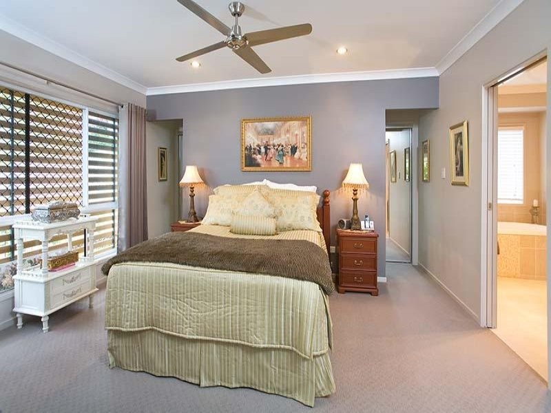 27 Vakuta Street, Fig Tree Pocket QLD 4069