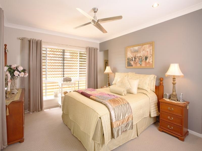 27 Vakuta Street, Fig Tree Pocket QLD 4069