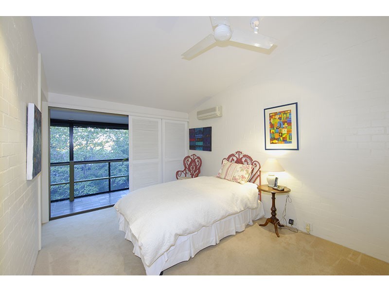 1/92 Ryans Road, St Lucia QLD 4067