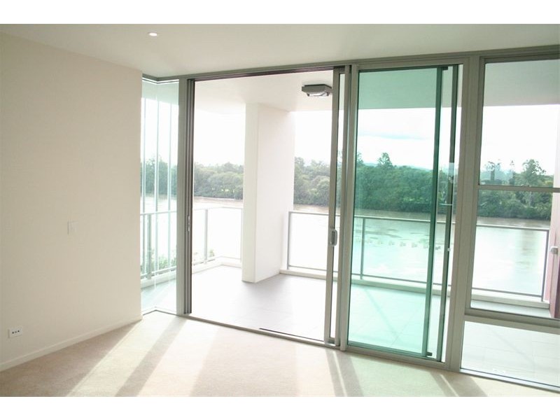 107/211 King Arthur Terrrace, Tennyson QLD 4105