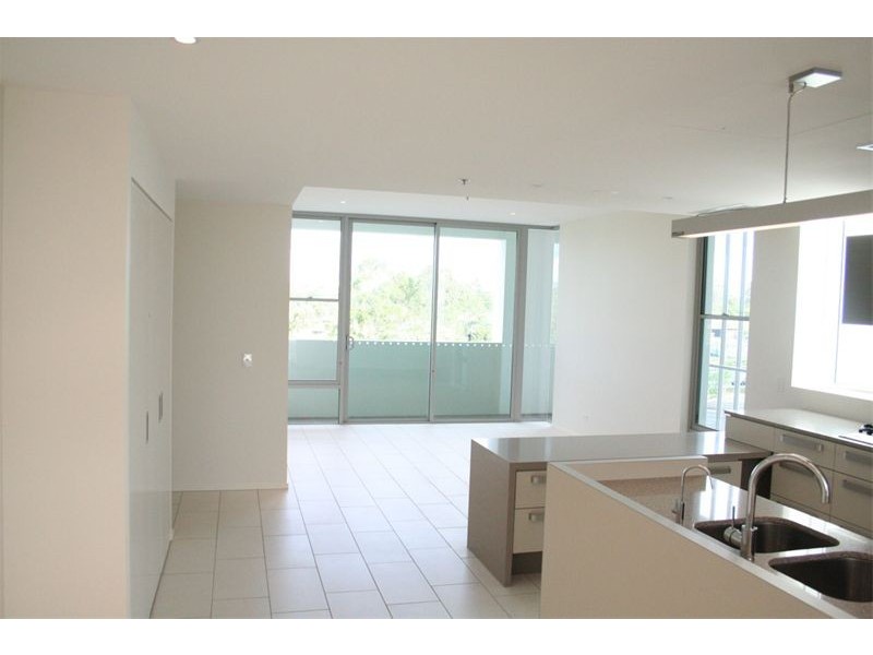 107/211 King Arthur Terrrace, Tennyson QLD 4105