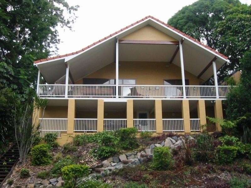 24 Rosebery Terrace, Chelmer QLD 4068