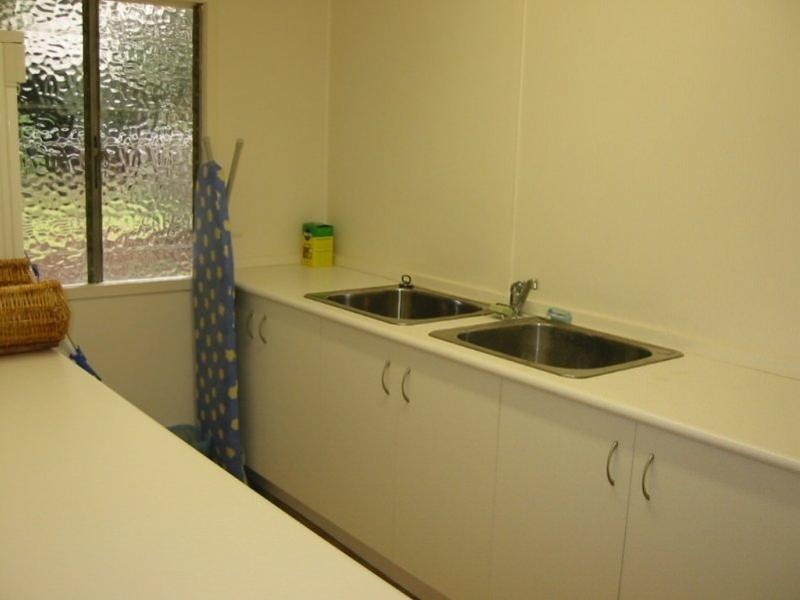 24 Rosebery Terrace, Chelmer QLD 4068