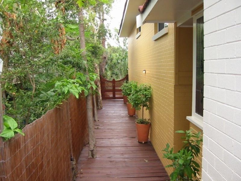 24 Rosebery Terrace, Chelmer QLD 4068