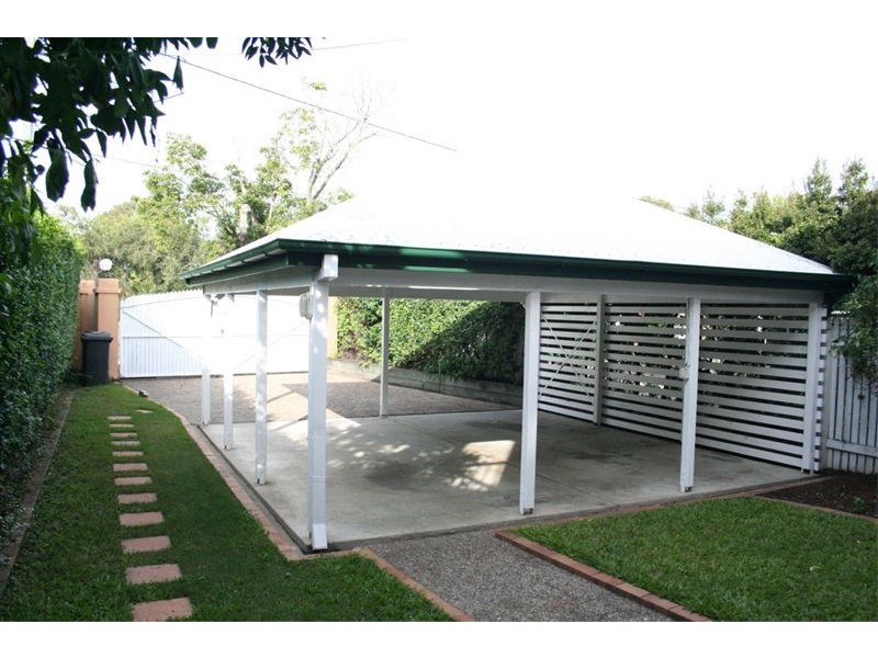 121 Honour Avenue, Chelmer QLD 4068